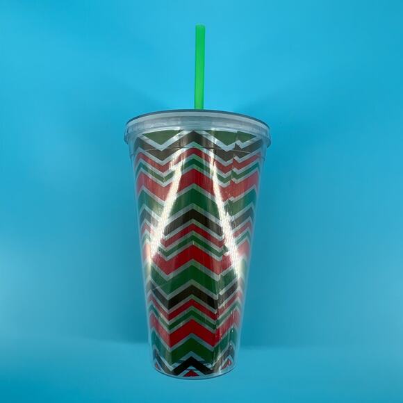 Rubbermaid 2 Quart Servin Saver Pitcher & Two Cups with Straws - Picture 2 of 15